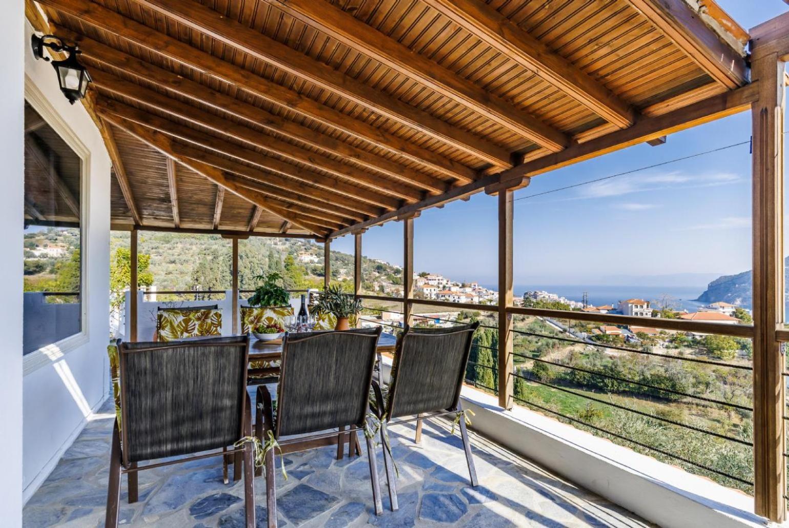 Villa Aloupi Skopelos Town Exterior photo